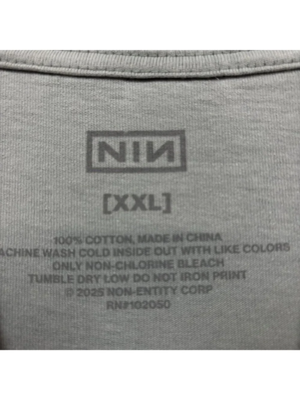 Nine Inch Nails Peel It Back Tour Rock T-Shirt Size XXL - Picture 4 of 4